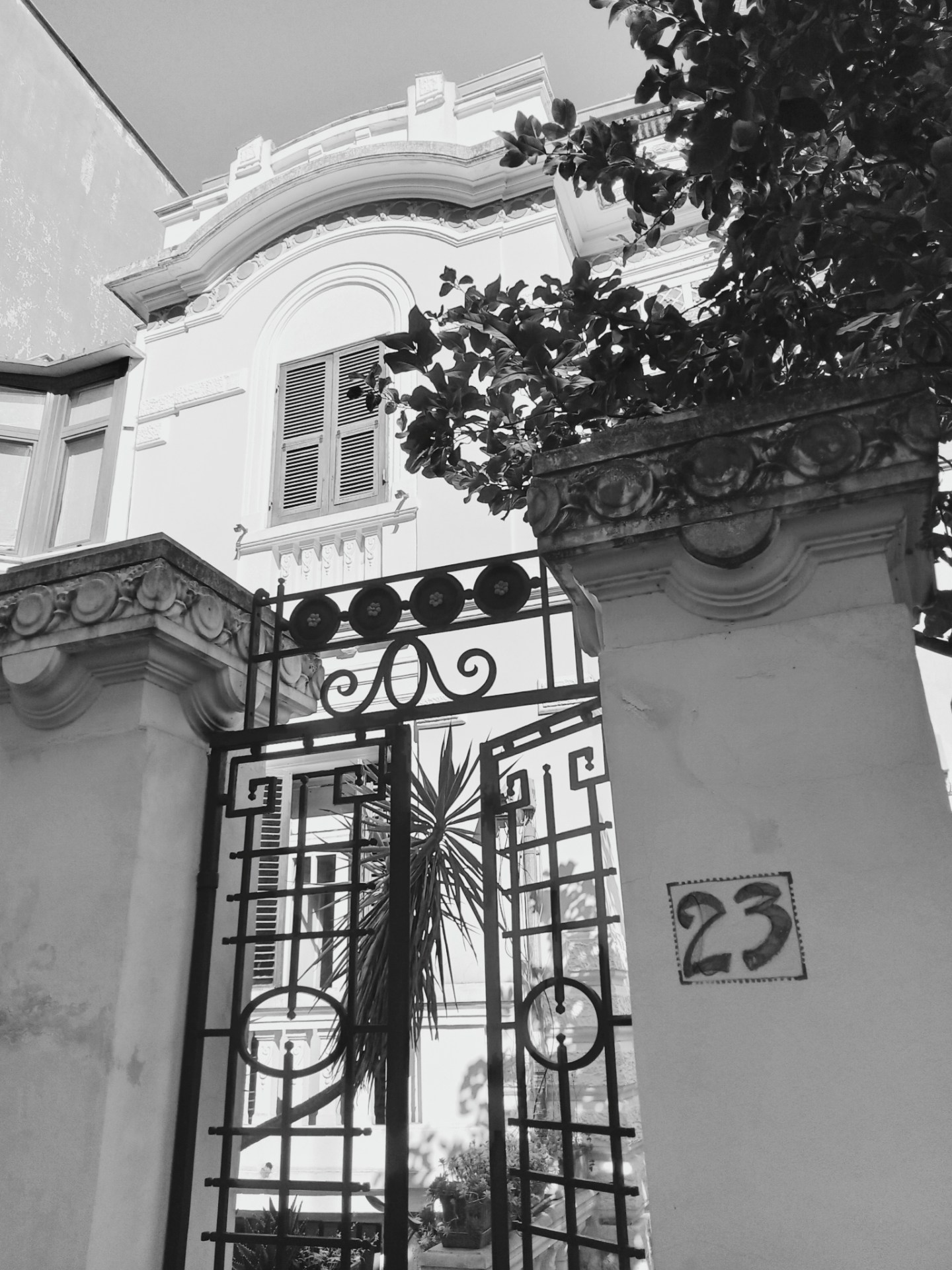 Yellow House Pigneto